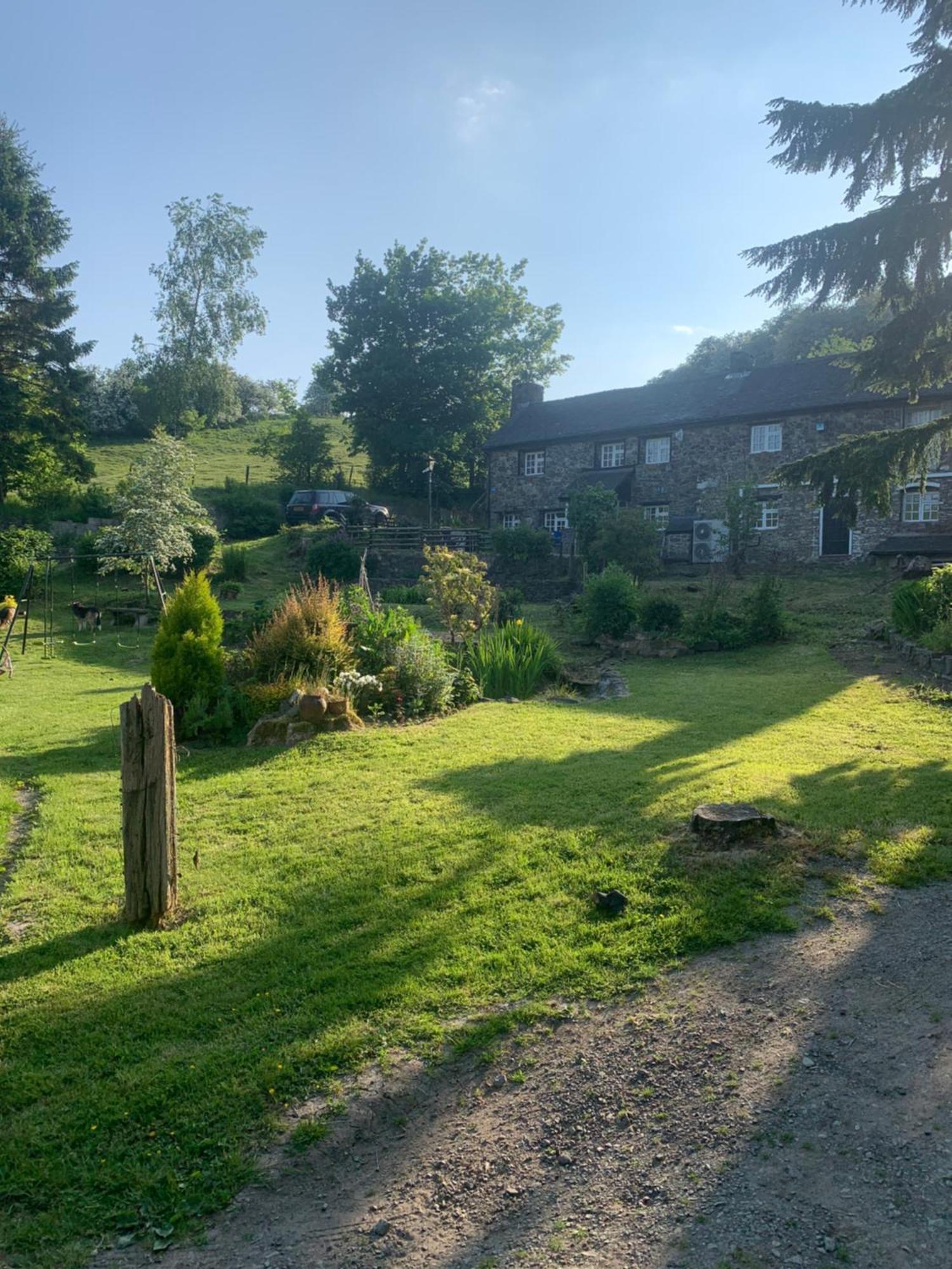 Appartamento Pant-Y-Creolen Llanfyllin Esterno foto